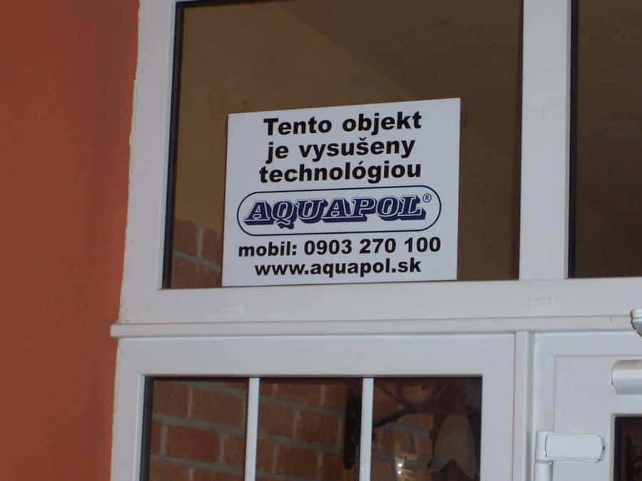 Aquapol technológia suchého odvlhčovania, spoľahlivá a efektívna.